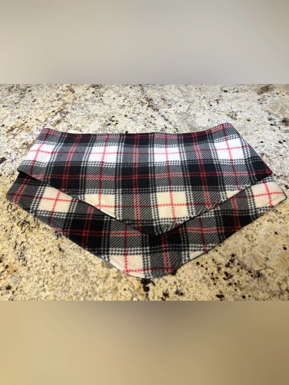 Cuddl Duds Pet Bandannas - Set of 2 Fleece Wear with Stretch